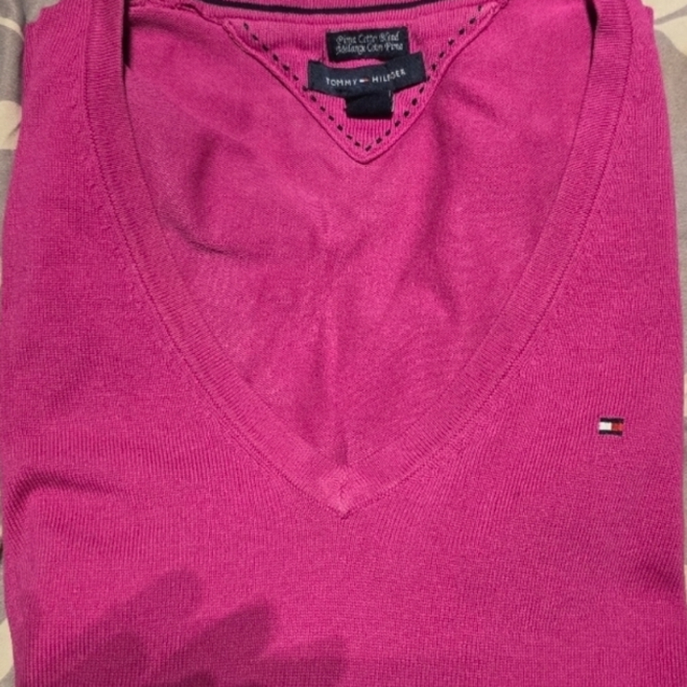 Th Sweater - image 1